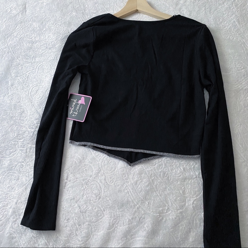 NWT Black Ribbed Crop Top With White Contrast Stitching - Picture 6 of 8